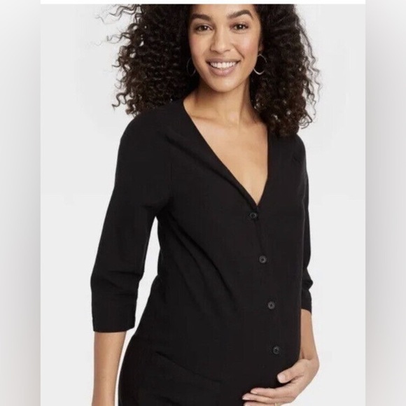 The Nines by HATCH Black 3/4 Sleeve Button-Front
Maternity Crop Jumpsuit Size M - Picture 3 of 10